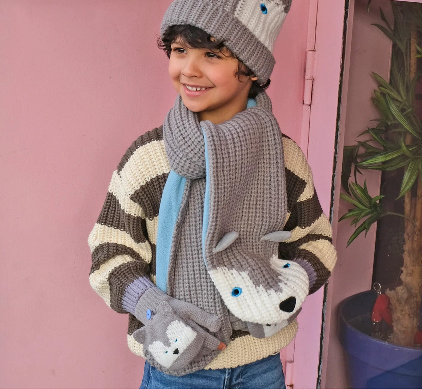 Husky Dog Knitted Gloves