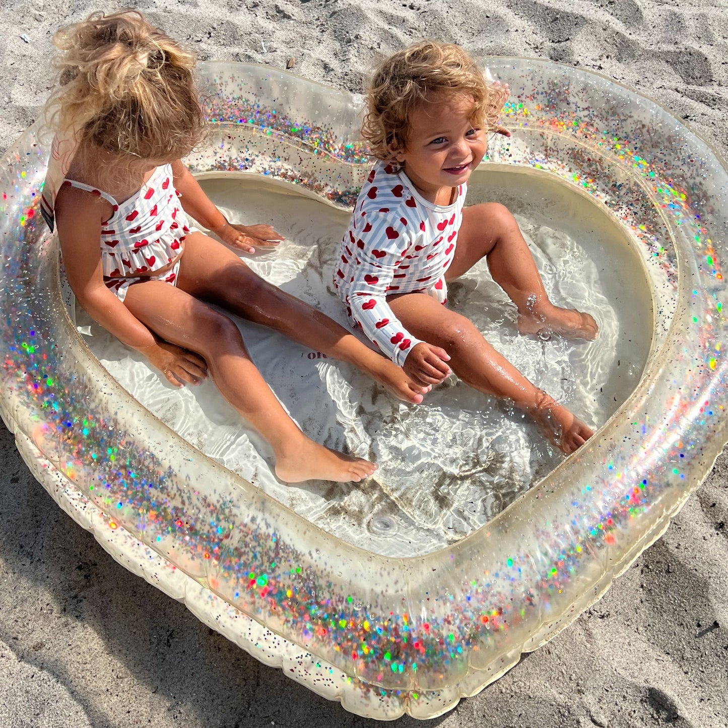 Heart Pool, Transparent Cream