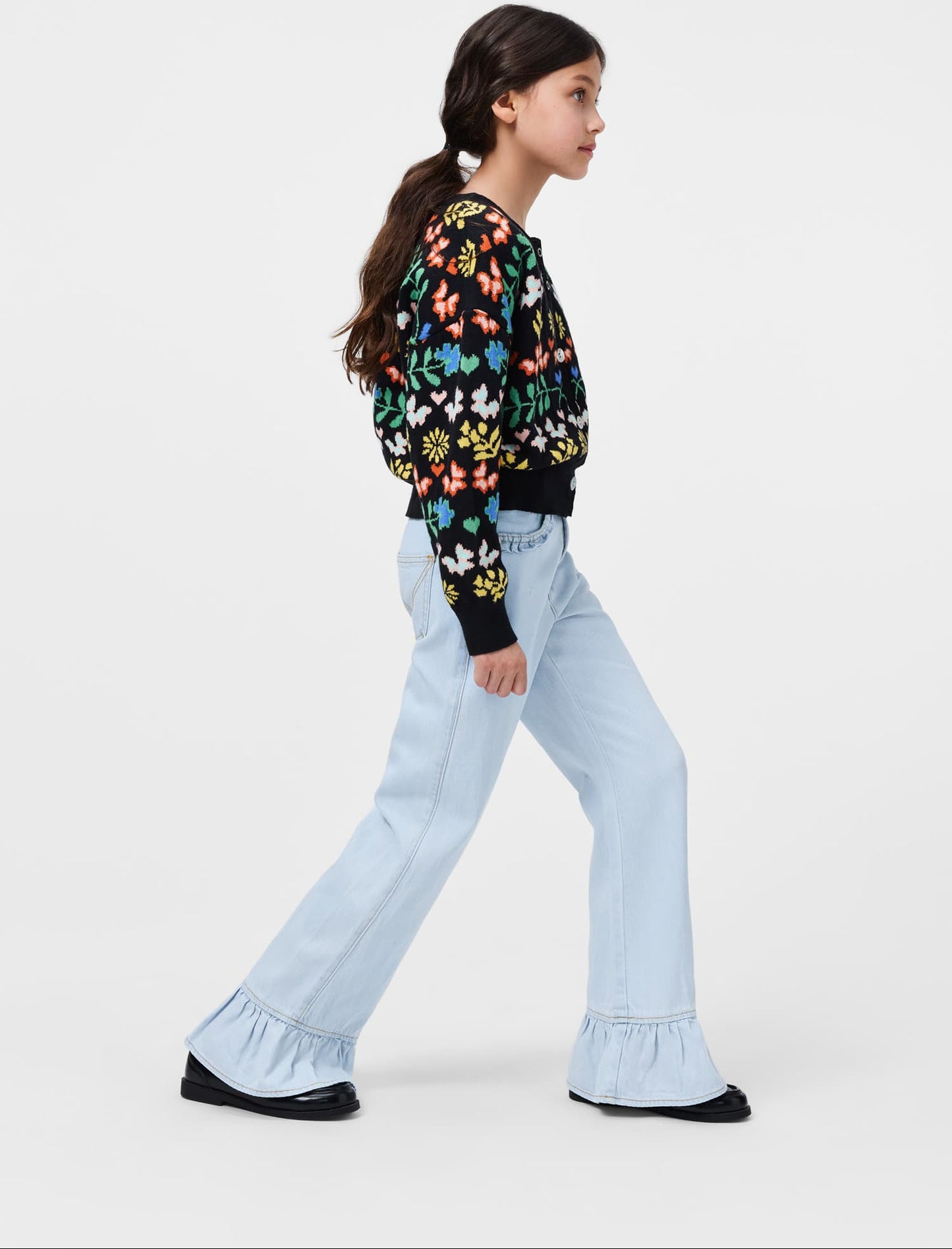 Amara, Bleached Drapy