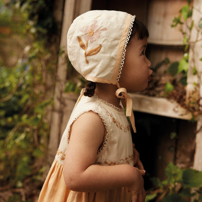 Josephine Bonnet, Cream