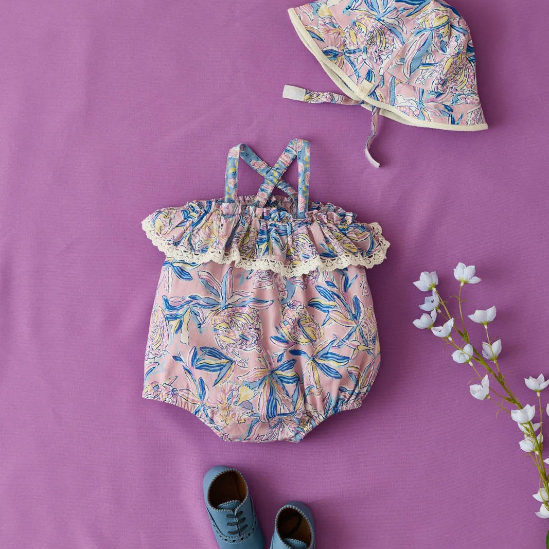 Rompers Kumal, Pater Paradise Bay