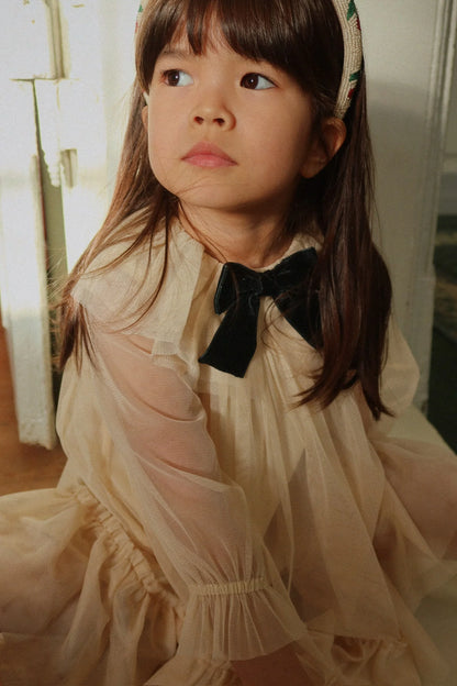 Bow Dress, Parchment