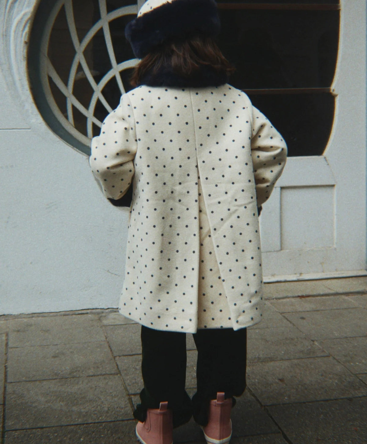 Porsia Coat, Dot Lumiere