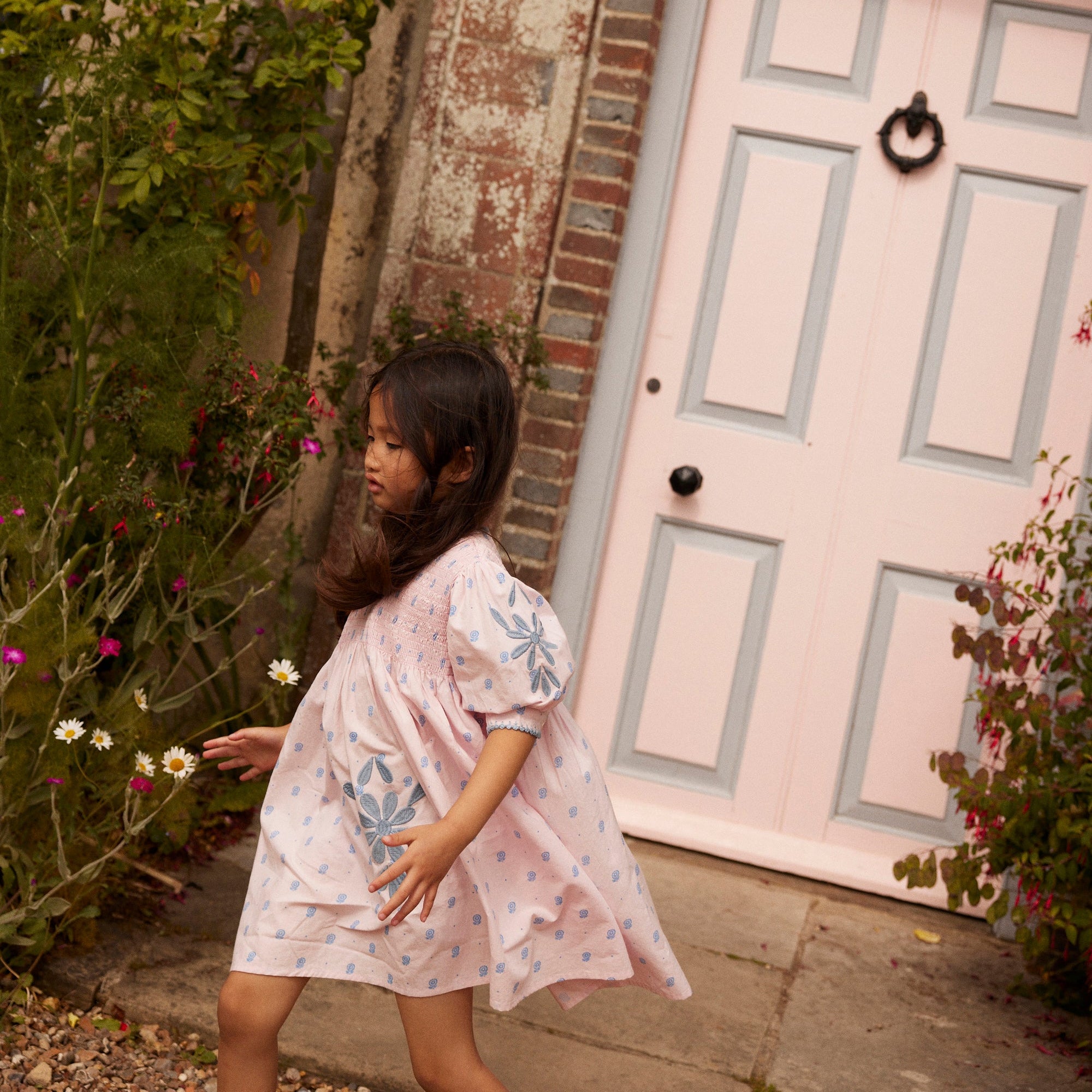 ワンピース Apolina PASCALE DRESS Cashew 18-24M Apolina Kids Pascale Dress - Cashew/Ribbon Pink, 2-3y Bette