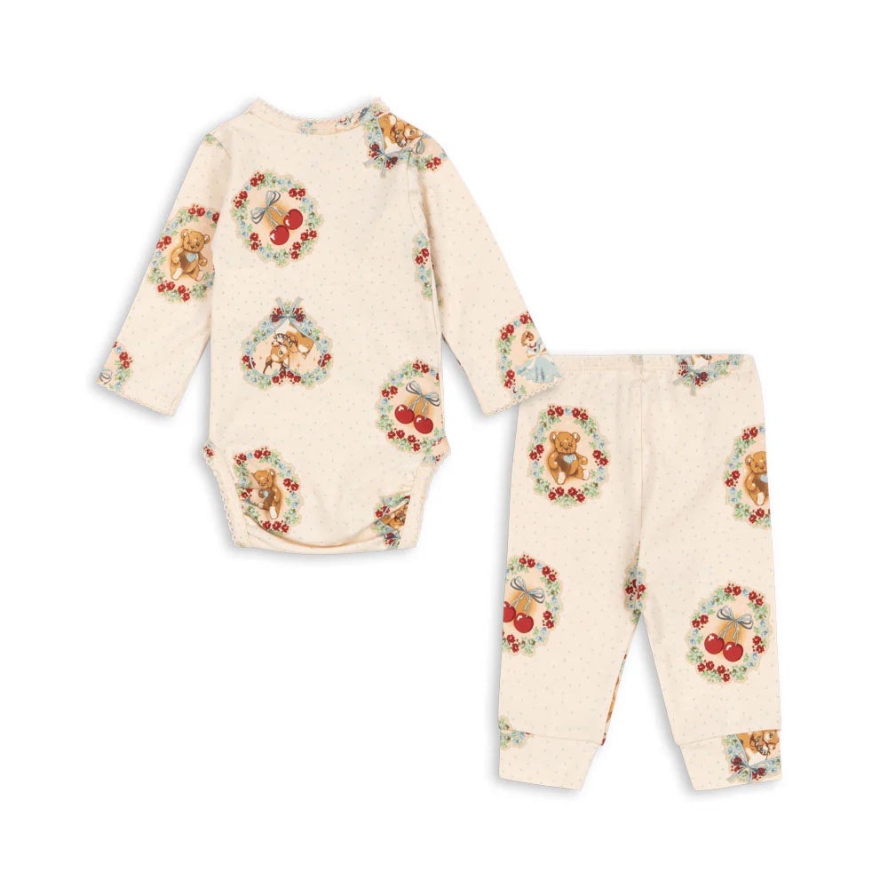 Basic Newborn Christmas Set, Deer Diary