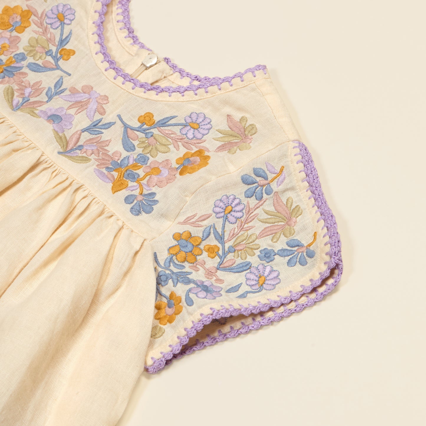 Stevie Blouse, Cream